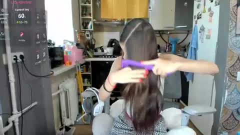 Snapshot of _nika_kik chatting on 07-08-26, 05:12 Nika online show from 07-08-26, 05:12
