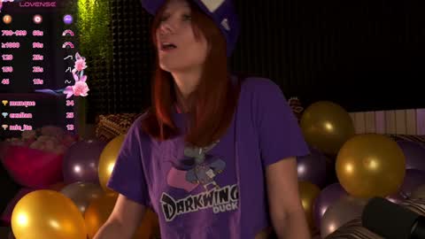 Snapshot of _northern_girl_ chatting on 12-16-25, 04:23 Lady Jess from house of Dragonborns online show from 12-16-25, 04:23