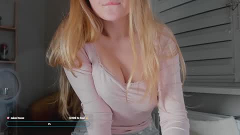 Snapshot of _o0o__ chatting on 01-24-25, 09:58 Adalin online show from 01-24-25, 09:58