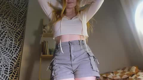 Snapshot of _o0o__ chatting on 11-13-25, 08:41 Adalin online show from 11-13-25, 08:41