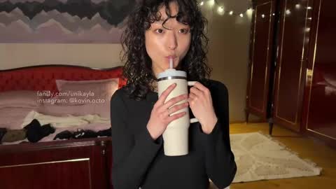 Mikayla online show from 02-17-25, 08:30