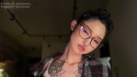 Mikayla online show from 03-31-26, 12:34