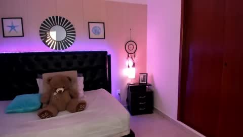 Olivia jones online show from 03-20-26, 02:11