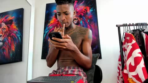 Kevin  online show from 12-22-24, 06:04