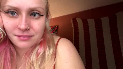 _peaceoutgirlscout_ online show from 10-13-25, 12:21