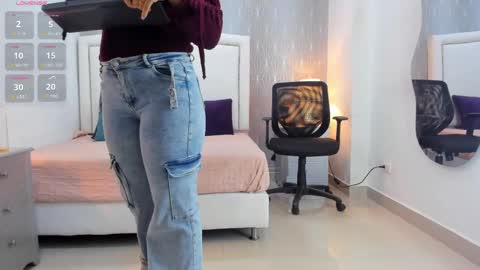  peach1  online show from 06-09-26, 10:49