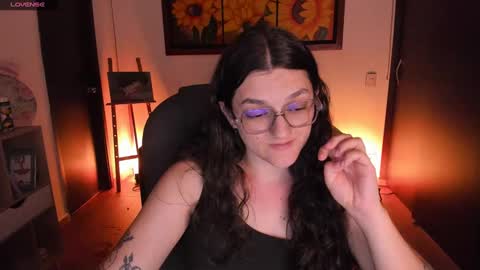 Snapshot of _peach__ chatting on 02-03-25, 02:47 violeta ig online show from 02-03-25, 02:47