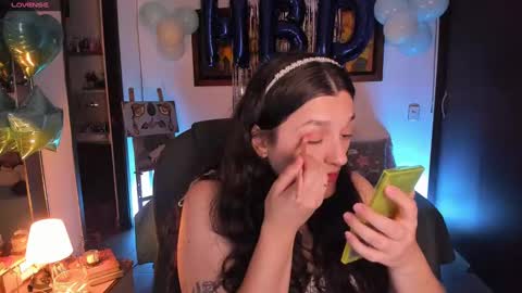 Snapshot of _peach__ chatting on 03-09-25, 03:22 violeta ig online show from 03-09-25, 03:22