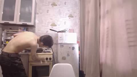 Snapshot of _peachtree_ chatting on 07-18-26, 04:11 Willie online show from 07-18-26, 04:11