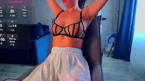 Snapshot of _pink__rabbit_ chatting on 07-21-26, 07:00 Ilona online show from 07-21-26, 07:00