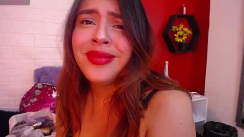 Laura online show from 10-15-25, 06:19