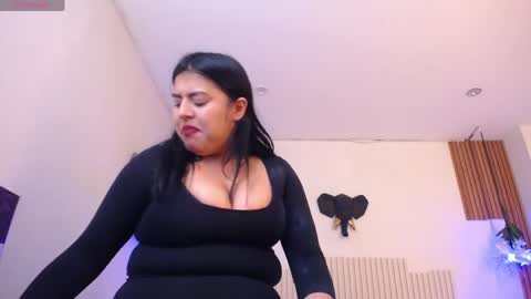 Snapshot of _poison_sweet chatting on 05-07-26, 05:07 Laura online show from 05-07-26, 05:07
