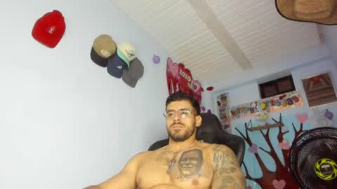 Snapshot of _poseidon1_ chatting on 07-16-26, 11:11 Poseidon online show from 07-16-26, 11:11