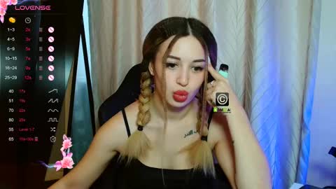 _pretty_cherry_ online show from 10-05-25, 12:25