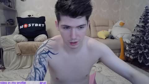 Snapshot of _pretty_fox_ chatting on 12-12-24, 05:42 _pretty_fox_ online show from 12-12-24, 05:42