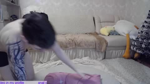 Snapshot of _pretty_fox_ chatting on 12-15-24, 03:45 _pretty_fox_ online show from 12-15-24, 03:45