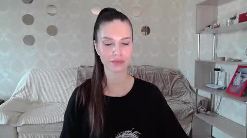 Snapshot of _pretty_fox_ chatting on 09-30-25, 10:42 _pretty_fox_ online show from 09-30-25, 10:42