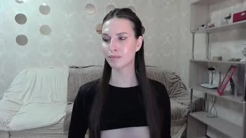 Snapshot of _pretty_fox_ chatting on 10-21-25, 04:51 _pretty_fox_ online show from 10-21-25, 04:51