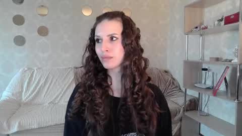 Snapshot of _pretty_fox_ chatting on 10-28-25, 08:18 _pretty_fox_ online show from 10-28-25, 08:18