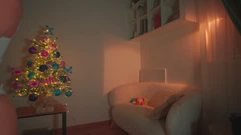 Eva online show from 12-22-24, 05:01