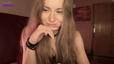 Snapshot of _pure_joy chatting on 12-01-24, 11:14 Joy online show from 12-01-24, 11:14