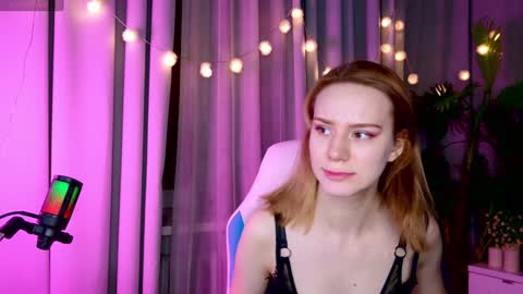 im Amy online show from 12-31-24, 05:22