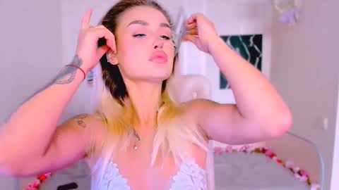 _ravena online show from 10-05-25, 08:34