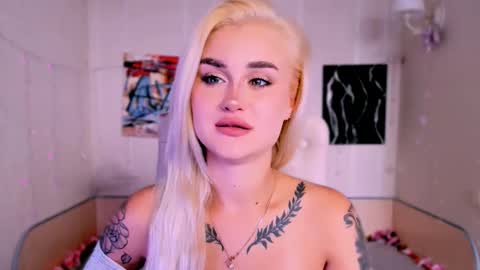 _ravena online show from 10-16-25, 09:43