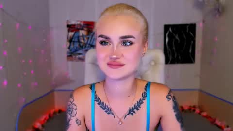 _ravena online show from 10-19-25, 03:56