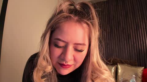 Snapshot of _rebecca1 chatting on 01-15-25, 10:24 rebecca online show from 01-15-25, 10:24