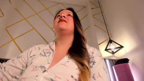 rebecca online show from 03-06-26, 01:02