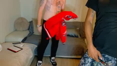 Snapshot of _redxxx chatting on 01-15-26, 06:29 REDxxx online show from 01-15-26, 06:29