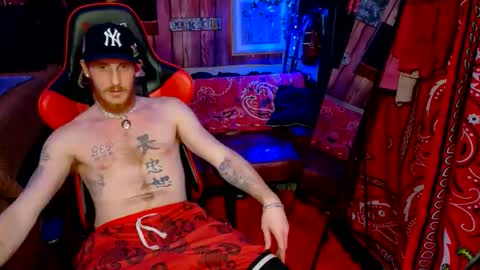 Snapshot of _redxxx chatting on 05-14-26, 05:03 REDxxx online show from 05-14-26, 05:03