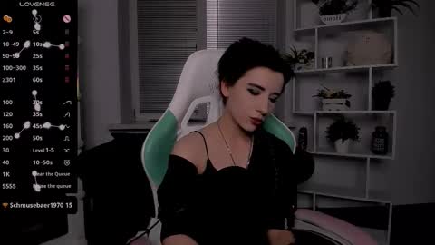 Rein online show from 10-28-25, 08:11