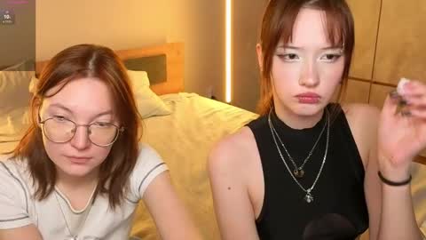 LISSAPVT IS OPEN online show from 03-31-26, 03:12