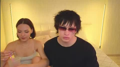 Snapshot of _reverse_gang_ chatting on 07-24-26, 02:37 LISSAPVT IS OPEN online show from 07-24-26, 02:37