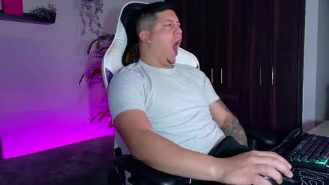 Roberto online show from 10-05-25, 12:36