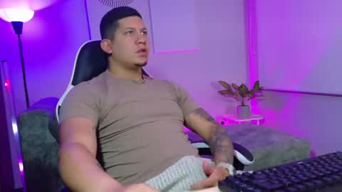 Roberto online show from 07-10-26, 12:19