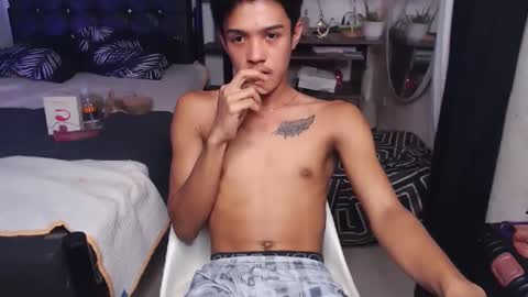 Snapshot of _robinmartinxx chatting on 02-27-25, 11:48 _robinmartinxx online show from 02-27-25, 11:48