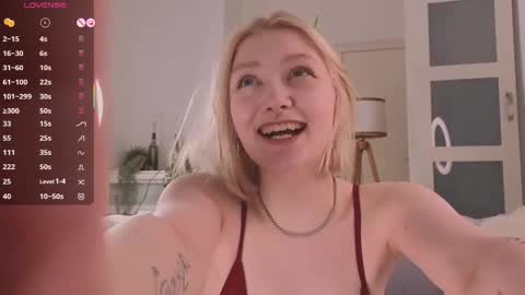 Eve online show from 10-10-25, 04:06