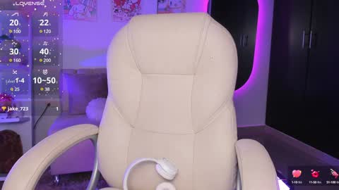 Snapshot of _sabrinamoon chatting on 01-12-25, 04:50 online show from 01-12-25, 04:50