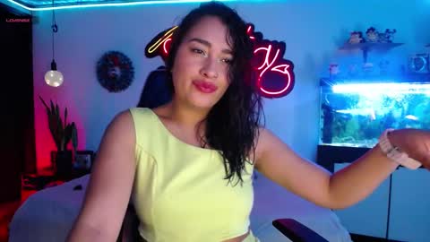 Snapshot of _santalove_ chatting on 01-07-25, 07:28 SantaLove online show from 01-07-25, 07:28