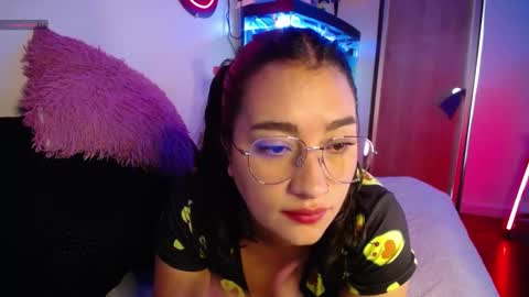 Snapshot of _santalove_ chatting on 01-12-25, 06:38 SantaLove online show from 01-12-25, 06:38