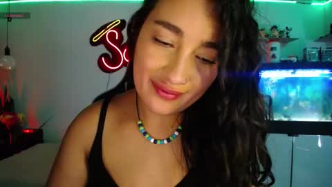 Snapshot of _santalove_ chatting on 01-14-25, 11:05 SantaLove online show from 01-14-25, 11:05