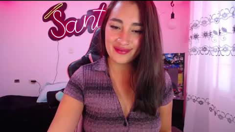 Snapshot of _santalove_ chatting on 02-16-25, 07:27 SantaLove online show from 02-16-25, 07:27