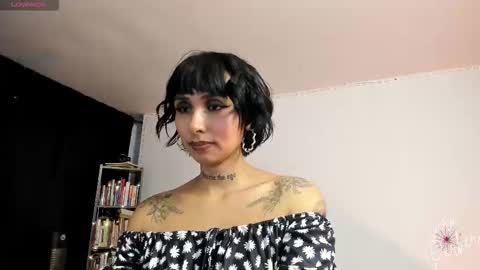 Snapshot of _saraaparker_ chatting on 02-13-26, 09:00 Sarita online show from 02-13-26, 09:00