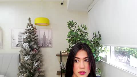 Sassy Girl online show from 12-16-24, 06:27