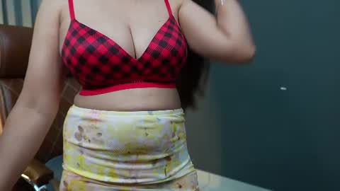 Snapshot of _savy_ chatting on 07-04-26, 07:36 Savreen online show from 07-04-26, 07:36