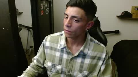 Snapshot of _schnnneider_ chatting on 05-09-26, 11:10 SCHNEIDER online show from 05-09-26, 11:10