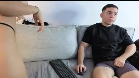 Snapshot of _secretroom69 chatting on 05-26-26, 09:05 IsabellaMarty online show from 05-26-26, 09:05